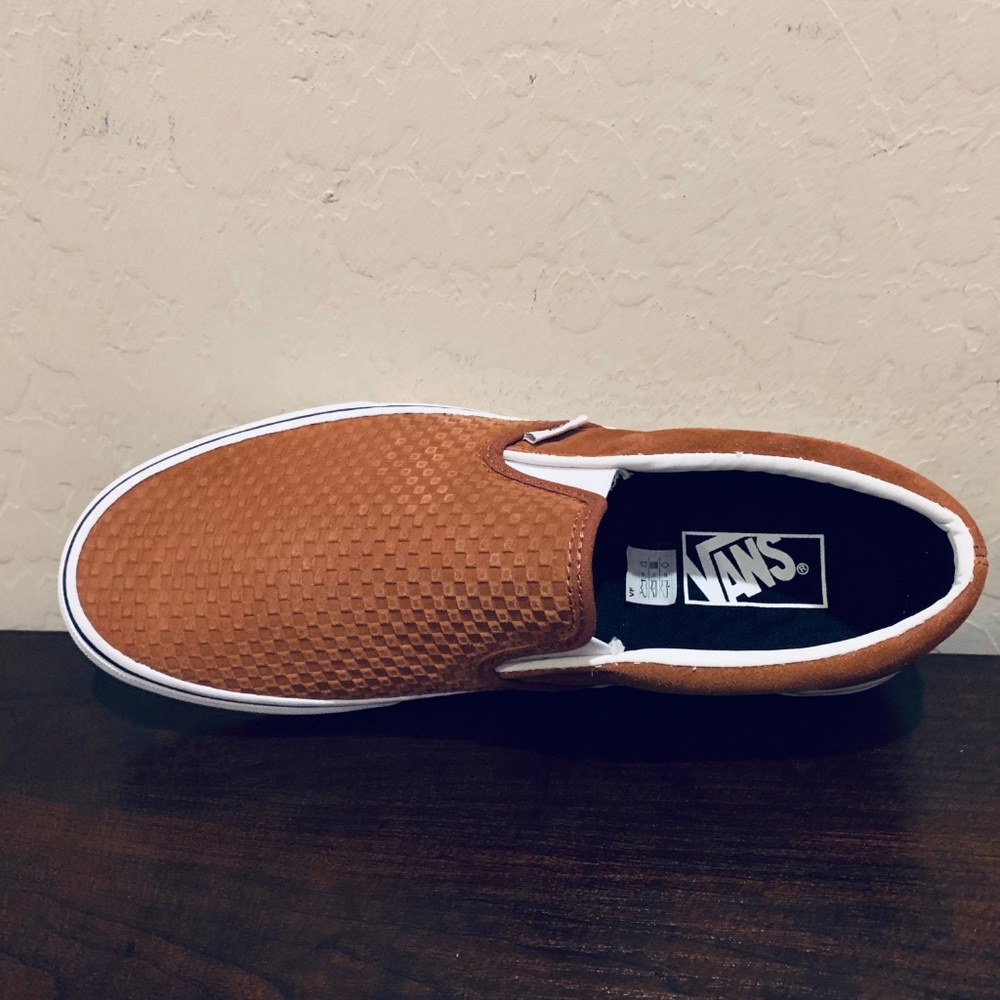 Vans Classic Slip-On Embossed Suede Skate Sequoia - Picture 6 of 8